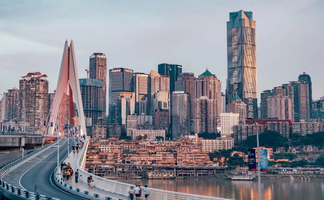 重庆岁月,诗意古城的沉淀篇章